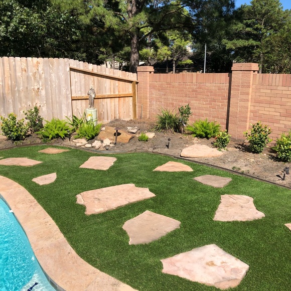 Meet your Posher, Chad - Picture 1 of 1